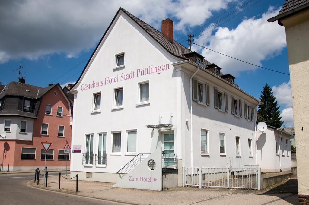 Hotel Domizil Alte Post Püttlingen Exterior foto